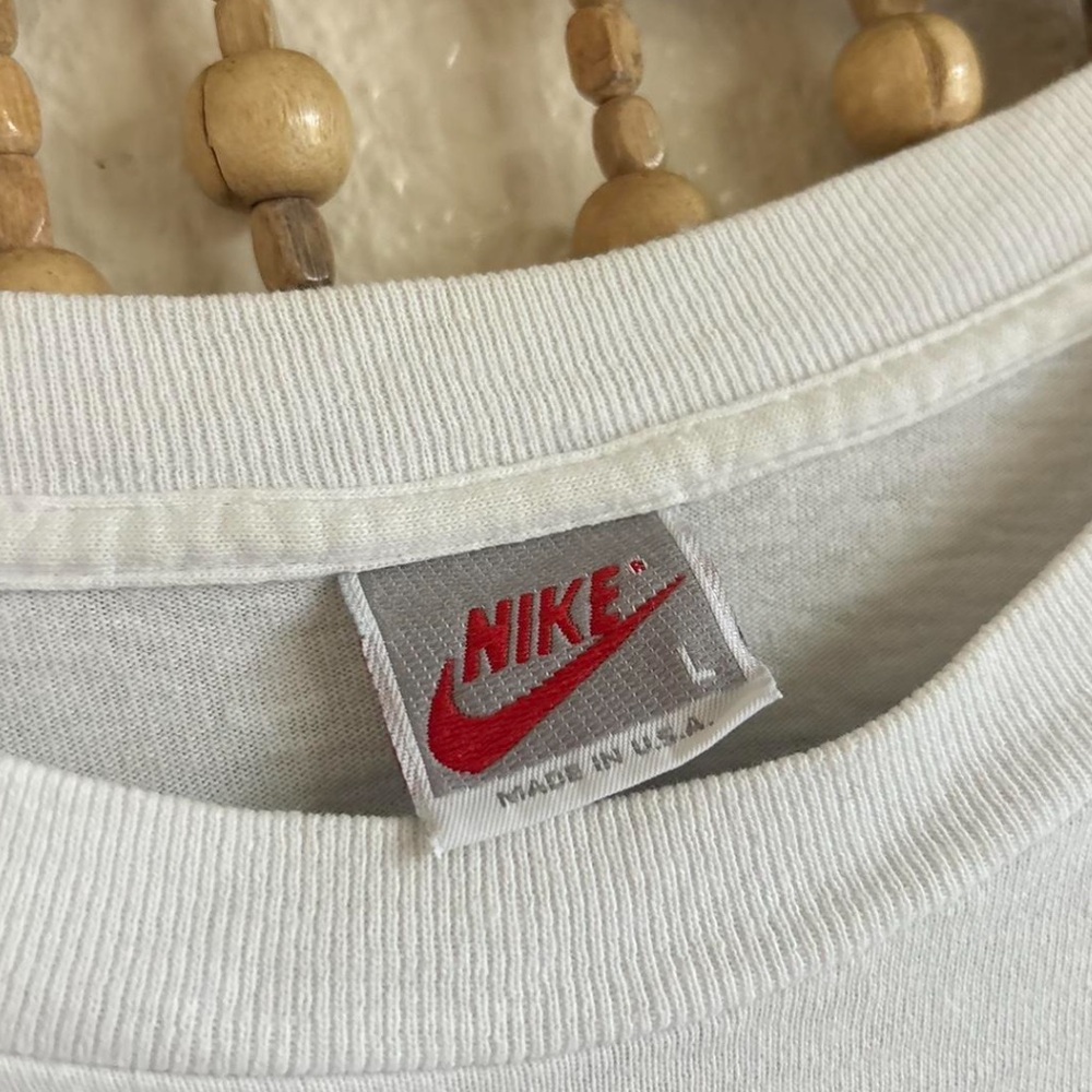 Vintage Nike Air  90s Retro White Orange Blue Graphic Short Sleeve Causal T - Picture 5 of 5